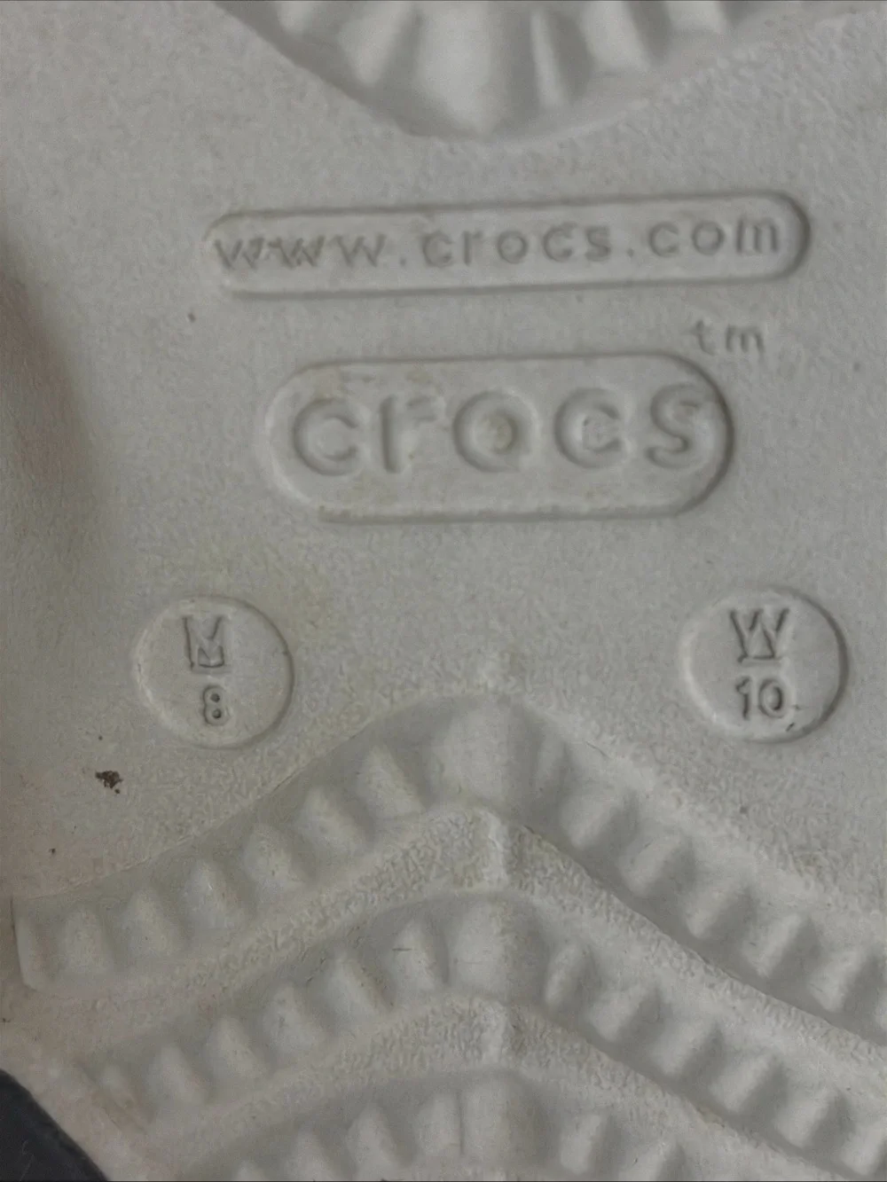 CROCS Iconic comfort Light Gray Classic Flip Flops size M8 W10